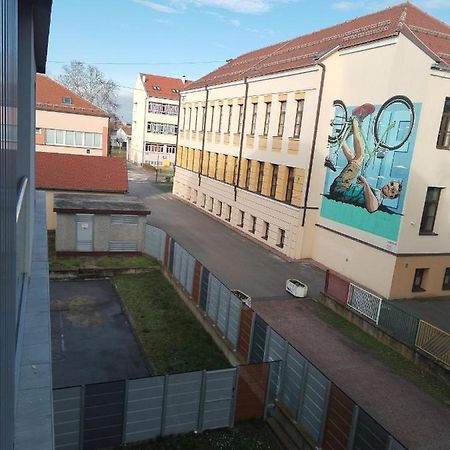 Апартаменти Studio Apartman Implex Джяково Екстер'єр фото