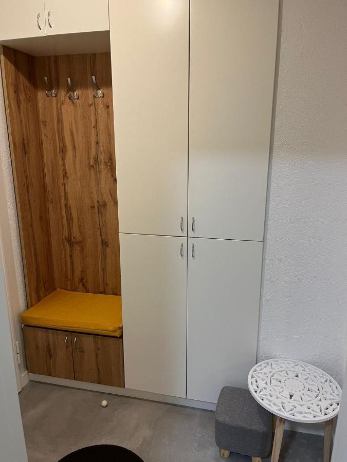 Апартаменти Studio Apartman Implex Джяково Екстер'єр фото