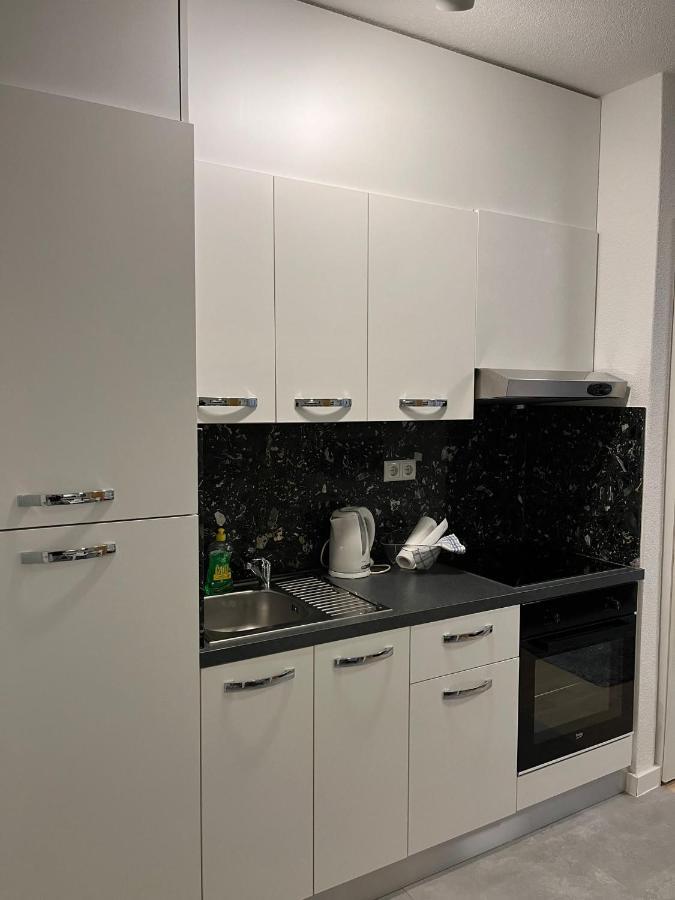 Апартаменти Studio Apartman Implex Джяково Екстер'єр фото